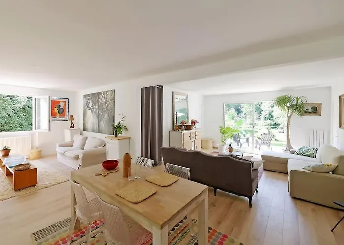 Willa Maison Nature & Riviere Au Calme